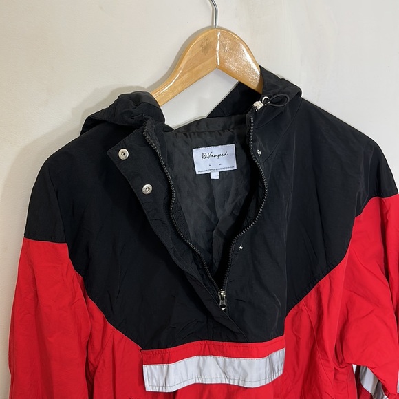 Windbreaker - Picture 3 of 4